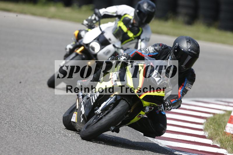 Archiv-2025/49 26.08.2025 Cornu Master School ADR/blau-bleu/11